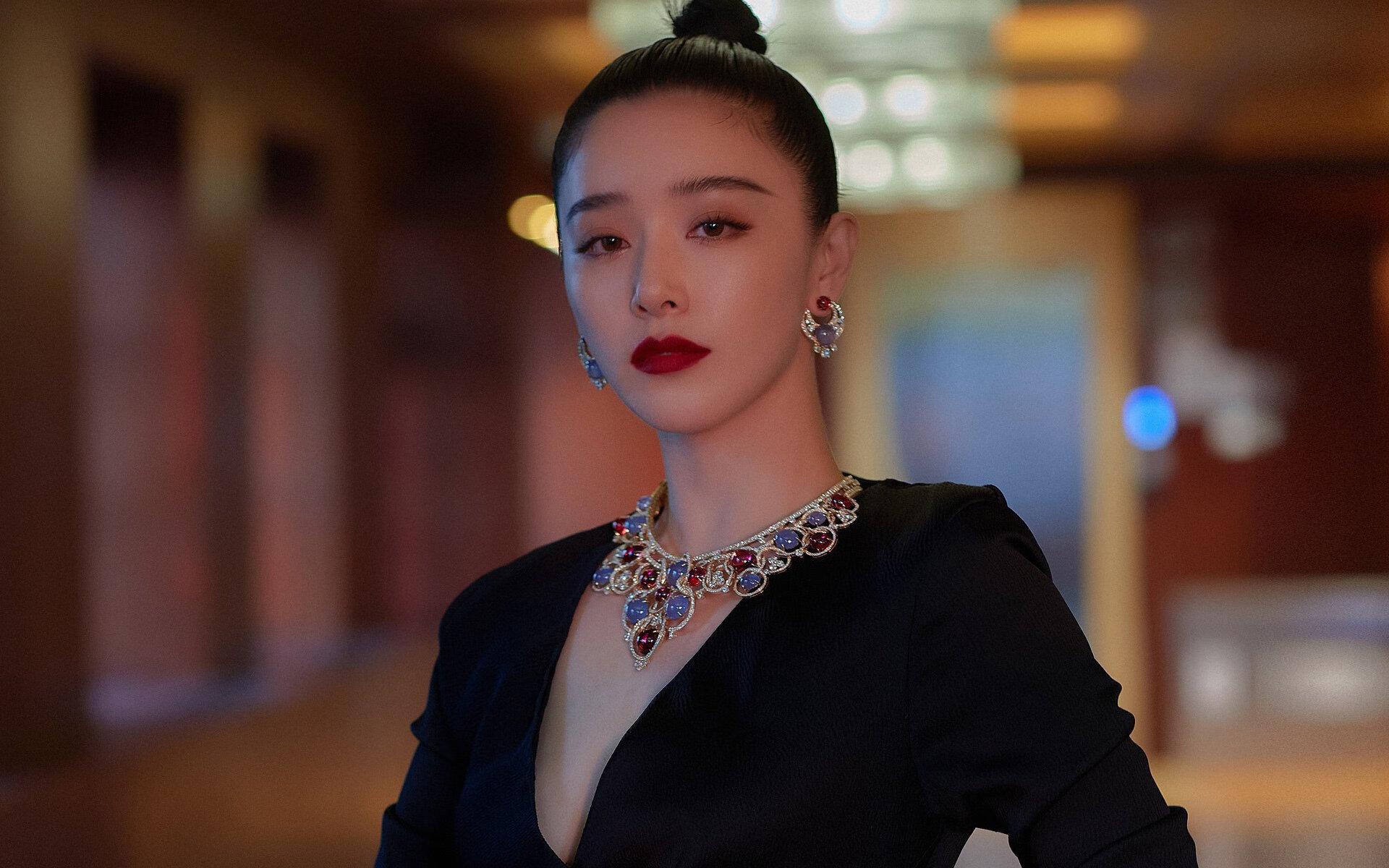 中国体操女团世锦赛再登顶，跳马表现完美，2021体操世锦赛女子跳马